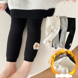 Legginsy Rajstopy Zimowe ciepłe spodnie kaszmiru dla dziewcząt Dziewczyny jesienne ubranie Dzieci plus aksamitne spodnie ciepłe bawełniane spodnie dziewczęta zagęszczenie legginsy 231218