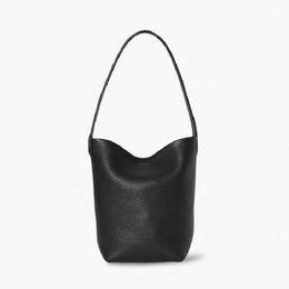 The Row Large Capacity Bucket Bag One Shoulder Underarm Cowhide Litchi Pattern Small Crowd Tote Bag Handheld Tote Women's Bag 231218