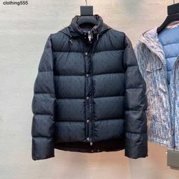 Opak Coat Luxury Brand Giacca da uomo colore Stampa di precisione di alta qualità Design a seno singolo CH Autunno e inverno Nuovo top down Giaccatav75T