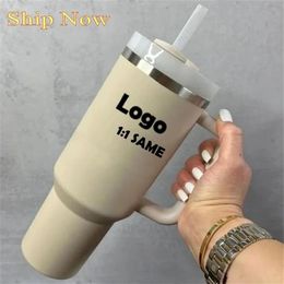 1Pc With LOGO 40OZ Mugs H2 0 Adventure Quencher Travel Tumbler Handle Beer Mug Water Bottle Coating Camping Cup vacuum Insulated D3017