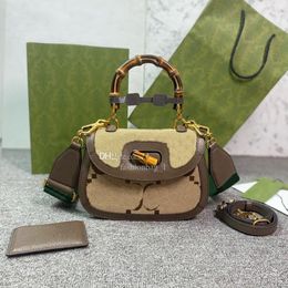 Bamboo Handbag Designer Bag Womens Tote Bag Shoulder Bag Luxury High Quality Leather Crossbody Bag 675797 Fashion Bag