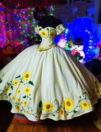 Sunflowers Embroidered Quinceanera Dresses Charro Mexican Style Off The Shoulder Corset Sweet 16 Dress Ball Gown Puffy 15 Years Brithday