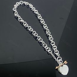 2024 T Thick Chain Heart Arrow Series Ti Home Necklace Bracelet Sets Europe And America Men Women With Collarbone Couple Necklaces AB15