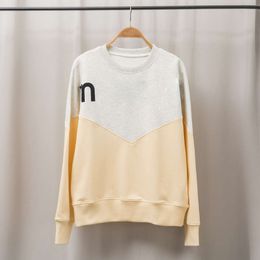 French 23 Autumn Fashion Color Block Letter Flocking Printing Casual Loose Pullover Sweatshirt Women's Long Sleeved Sweatshirt
