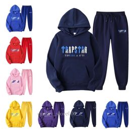 Mens Hoodie Trapstar Tracksuit Rainbow Hooded Embroidery Plush Letter Decoration Thick Sportswear Men And Women Sportswear Suit Zipper 59