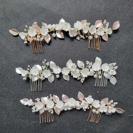 Wedding Hair Jewellery SLBRIDAL Handmade Ins Style Ceram Flower Leaf Crystal Pearl Bridal Hair Comb Chain Wedding Headband Hair Accessory Women JewelryL231120