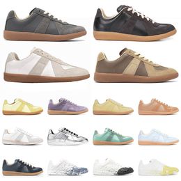 maison Designer Shoes Cut Out Casual Best-quality Shoes Maison Orange Zapatos Running White Skate Women Sneakers outdoor shoes Mens Trainers