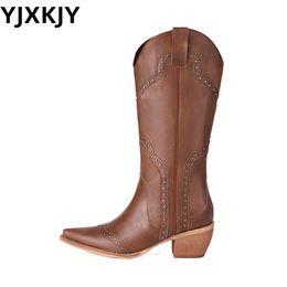 Arrived YJXKJY 609 European Ly American Vintage V-Mouth Large Size High Heel Women's Pointed Rivet Western Calf Knight Boots 231219 538