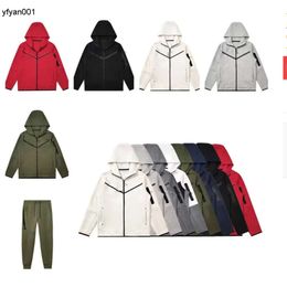 Thick Jackets Coat Designer Woman Fleece Pants Trousers Tracksuits Suit Warm Windbreaker White Black