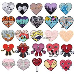 Creative Heart Enamel Brooch Spider Pumpkin Dog Phone Singer Lollipop Tears Earth Love Metal Badge Punk Lapel Pins Jewellery Gift