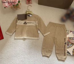 New kids tracksuits designer toddler Knitted suit Size 73-110 Wool blend material new born baby sweater and pants Dec10