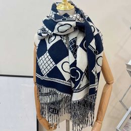 Lenço de designer feminino caxemira carta cheia lenços impressos toque macio quente envoltórios com tags outono inverno longo xales cachecóis encontro ficou lenços de sonserina uu