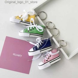 Keychains Lanyards Creative Mini Canvas Shoes Keychain Women Cute Bag Hanging Sneaker Key Ring Car Key Holder Students Fun Gifts Accessories Q231219