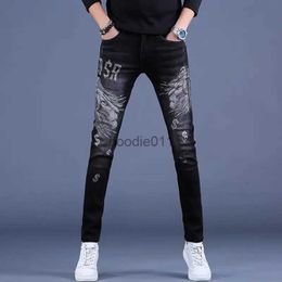 Men's Jeans Korea Version Mens Noble Black Jeans White Wash Slim Stretch Jeans Light Luxury Embroidery Jeans Stylish Sexy Street Jeans; L231220