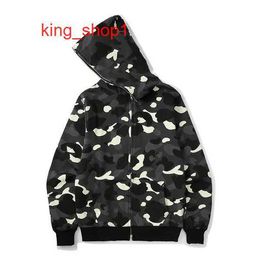 bapes Mens Designer Jacket Hoodie Big ABC Camo Shark Full Zip Up Hoodies for Sweatshirt Man Womens Warm Long Sleeve Cardigan 3 H711