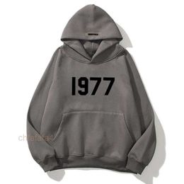 Sweatshirts Luxury Mens Jackets Tracksuits Ess Essentialhoodies Men Women Chest Letter Pullover Hoodie Hoodies Zipper Tracksuit Sweater Coat Sweatshirt N