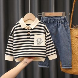 OLEKID Spring Autumn Boys 2PCS Clothing Set Cotton Stripe Sweatshirt Baby Jeans Pants Clothes Little Boy Suit 231220