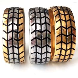 Cluster Rings Wholesale 20/30pcs Design Stainless Steel Motorcycle Tyre For Men Hip Hop Punk Unique Striped Wedding Band Ring
