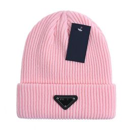 Fashion designer beanie Luxury Winter Knitted hat Warm Ear Protection Trendy Outdoor hat Temperament Classic Solid Colour Letter Beanie PA02