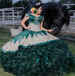 Quinceanera Dresses Gold Lace Appliques Tiere Sweet 15 Gown Ruffles Organza Teen Bithday Party Prom Wear Emerald Green Mexican