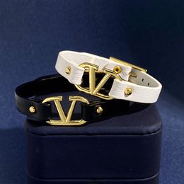 Персонализированный новый кулон с буквой Vv, красочный кожаный браслет, браслеты в стиле панк, хип-хоп, дизайнерские украшения M020013