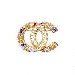 Fashion Simple Letter Brooches Famous Brand Luxurys Desinger Geometry Brooch Women Colorful Crystal Rhinestone Suit Pin Jewelry Sc286q