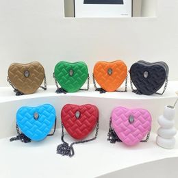 Shoulder Bags Luxury Niche Texture Heart-shaped Crossbody Bag For Women Retro Fashion Chain Mini Women's Brand-name Handbag