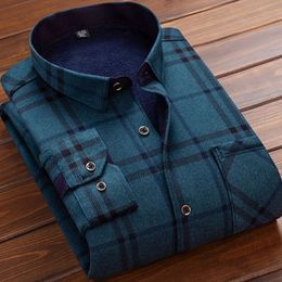 Men's Polos 2023 Autumn and Winter Fashion Trend LongSleeved Plaid Shirt Casual Relaxed Comfortable Plus Fleece Thick Warm 231219