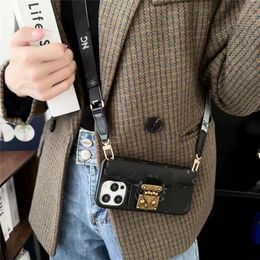 Women Crossbody Phone Case Fashion Card Holder iPhone Case for iPhone 15promax 15pro 15 14plus 14promax 14 13promax 13pro 13 12pro 12 11 Luxury Leather Cover Lanyard