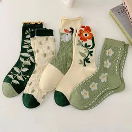 Women Socks Five Pairs Of Women's Forest Plants Flowers Spring And Autumn Fashion Retro College Style Cute Interesting Mid Tube