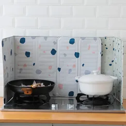 Kitchen Storage Gadgets Oil Splatter Screens Aluminium Foil Plate Gas Stove Splash Proof Baffle Home Cooking Tools