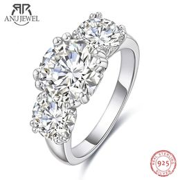 Wedding Rings AnuJewel 5cttw D Colour Luxury Three Stone Engagement Ring 925 Silver Rings 18K Gold Plated Customs Jewellery Wholesale 231219