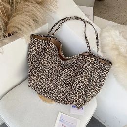 Shopping Bags Large Capacity Leopard Print Tote Bag Canvas Handbag Female Women Fashion Casual Shopping Eco Friendly Shoulder Bag 231219