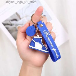 Keychains Lanyards Fashion Cute Rubber Sports Shoes Key Chain Women Men Sneakers Keychain On Bag Car Trinket Jewellery Party Wedding Toy Chidren Gift Q231219