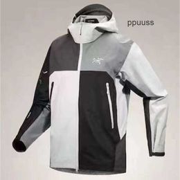 Designer Arcterys Jacket Men's Outerwea Canada Technical Outdoor Jackets x BEAMS Co branded 23 Black White Spliced Color Sprint jacket