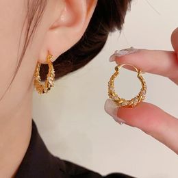 Hoop Earrings Exquisite Spiral Rhinestone Trend Fashion Party Gifts Women Korean Jewelry Gold Color Elegant Accessories QD050