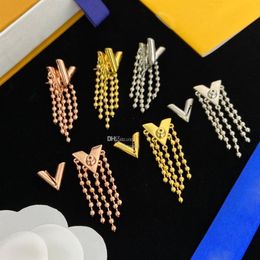 New Ladies V Earrings Charm Designer Letters Hoop Earring Studs Gold Eardrops Women Metal Chain Tassel Danglers With Box234F