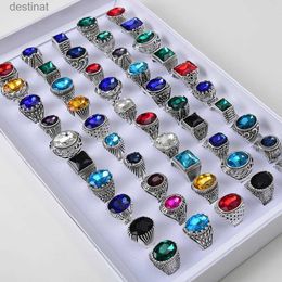 Solitaire Ring Wholesale 50Pcs/Lots Vintage Metal Glass Stone Rings For Men Women Imitation Gemstone Jewelry Gift Wedding Mix StyleL231220