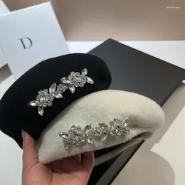 Berets Light Luxury Diamond Beret Fashionable Women's Autumn And Winter Wool Painter Hat Retro English BL0109