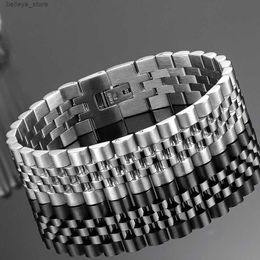 Charm Bracelets Trend Personality Stainless Steel Chain Bracelet Men's woman Unique Classic Motorcycle Rider Punk Wind Bracelet Boy Fashion GiftL23121