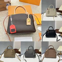 Designers Handbags Purses Women Tote Brand Letter Embossing Bag Leather Crossbody Shoulder Bags Purse Crossbody bags 231215