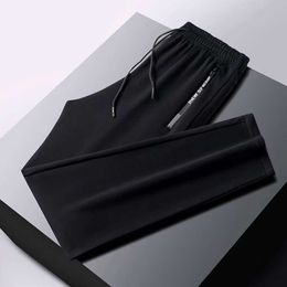 Pantaloni sportivi casual da uomo 2024 Primavera e autunno vestibilità ampia Gamba dritta Versatile inverno peluche Pantaloni sanitari stile cinese Pantaloni da lavoro