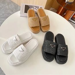 Designer beach slippers luxury platform slides triangle logo buckle raffia straw espadrille flat women thick bottom sandals mules ladies wedges pool outdoor