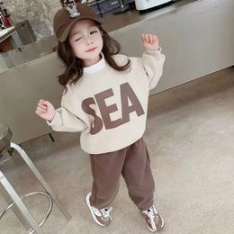 Girls Winter Plus Velvet Warm Pulloverpants 2pcs Set Children Cotton Sweatshirts Sports Casual Clothing Suit 1 to 6 Y 231220