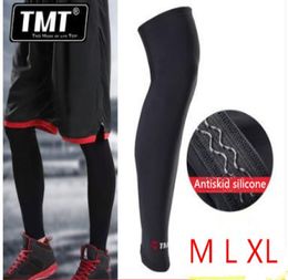Men039s professional sports basketball football running antiskid silicone knee protective pads shockabsorbing protection gear 9418670