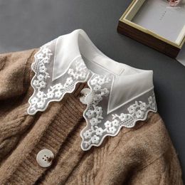 Bow Ties 2023 Elegant Embroidery Lace Fake Collars For Women Shirt White Detachable Collar Blouse Tops Sweater False