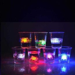 LED Gadget Aoto colors Mini Romantic Luminous Artificial Ice Cube Flash Light Wedding Christmas Party Decoration3781242