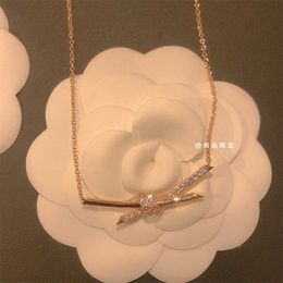 Designer's Jewellery Brand Necklace Knot Set with Diamonds 925 Silver Customizable 18K True Gold Collar