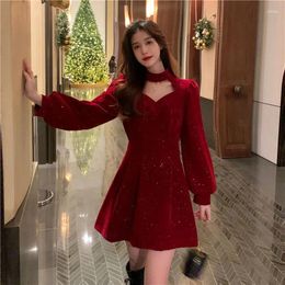 Casual Dresses Red Velvet Dress Women Spring V-Neck Long-Sleeved Midi Fan High-End Party Vestidos Fashion Clothing