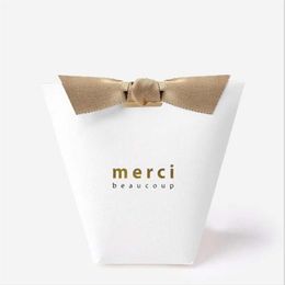 50pcs lot MERCI BEAUCOUP White Black Colour Gift Boxes Paper Cake Box Wedding Favour Boxes Candy Box With Ribbon198f